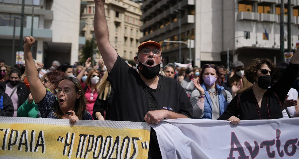Greqi: Punonjes, studente dhe pensioniste proteste kunder rritjes se cmimeve